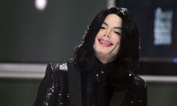 بعد 16 عاما على رحيله.. تقرير يكشف عن حقائق مروعة في تشريح جثة نجم البوب العالمي